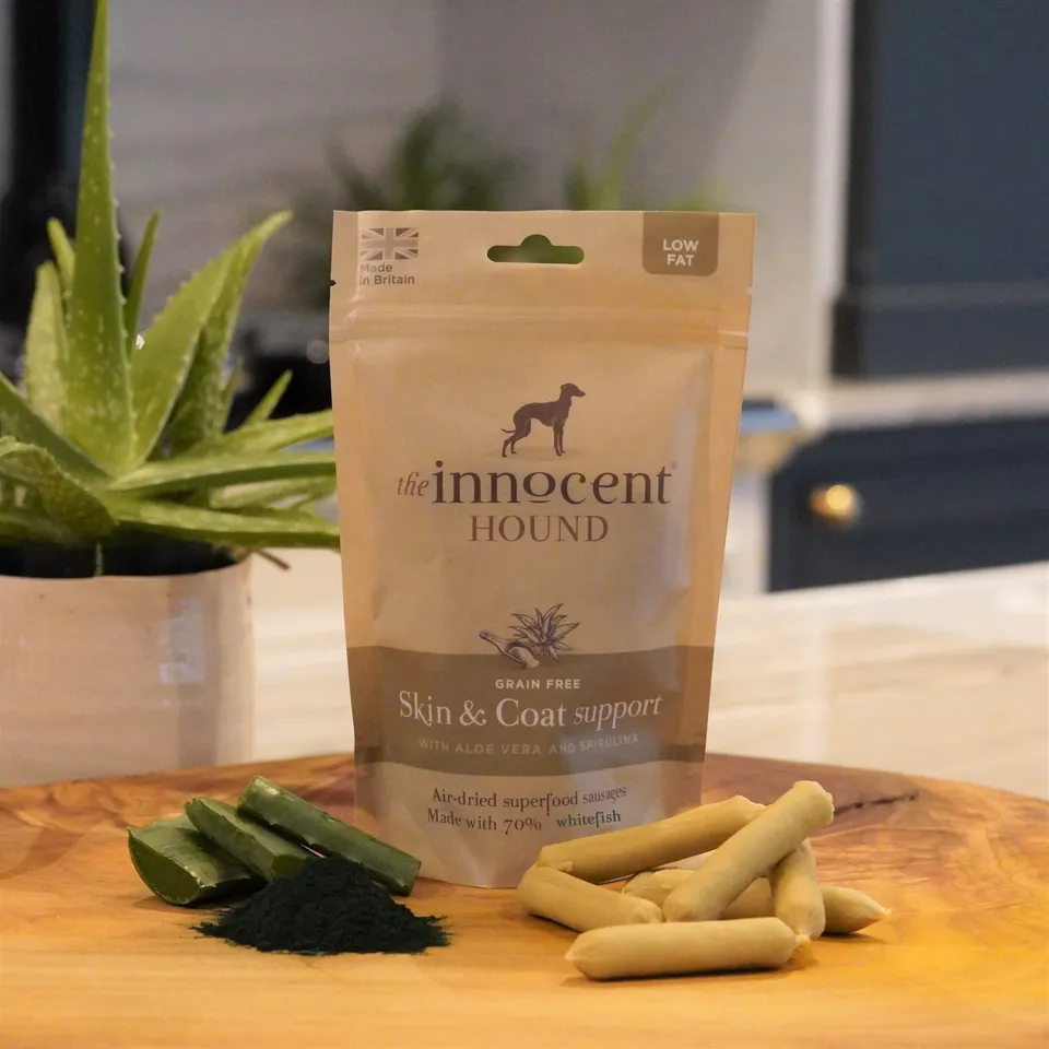 The Innocent Hound Skin Coat hundepølse 10 stk hvitfisk
