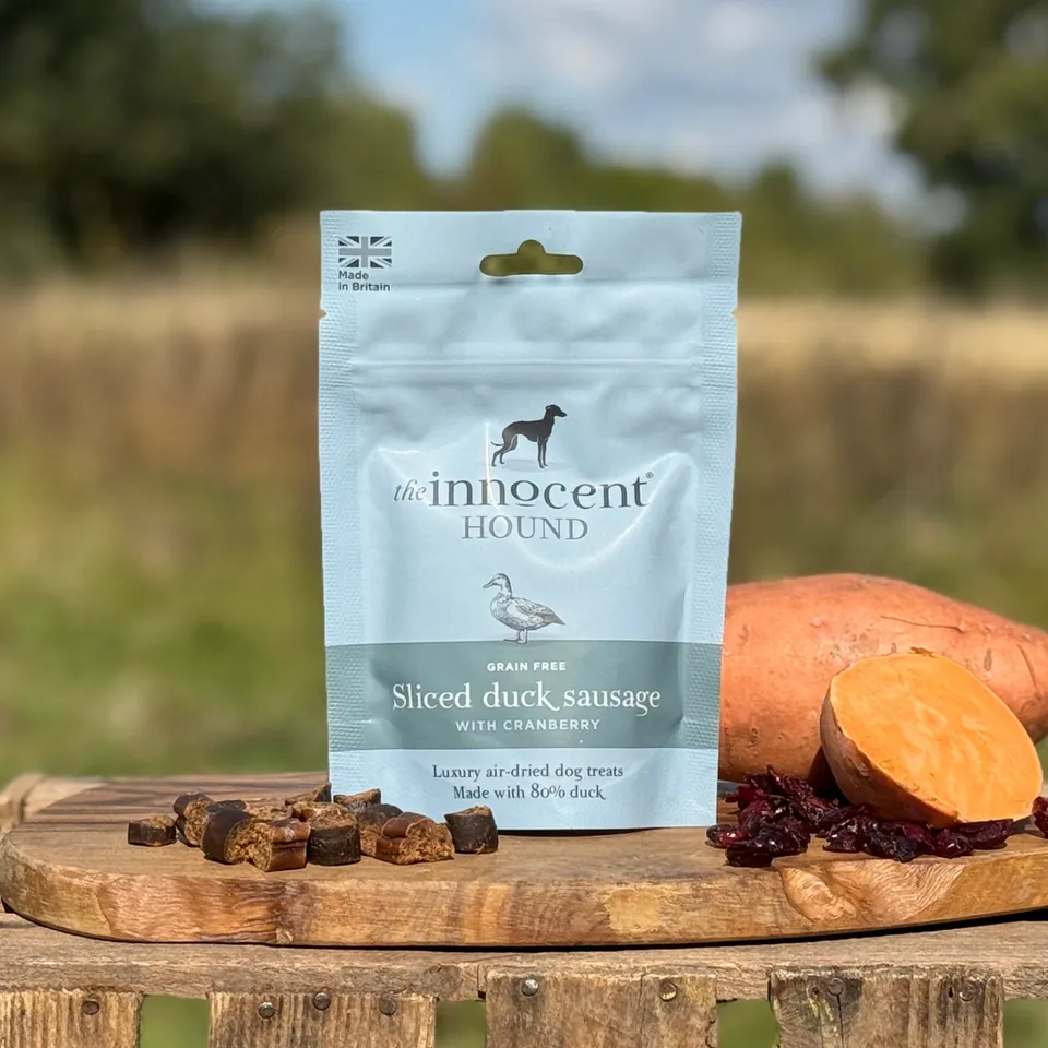 The Innocent Hound Sliced Duck hundesnacks 70 g tranebær