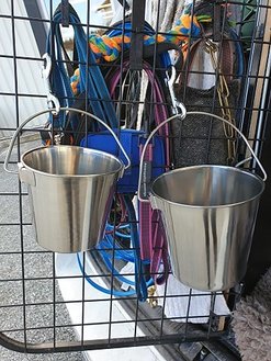 Mera vannbøtte rustfri 0,95 l flat bakside med krok